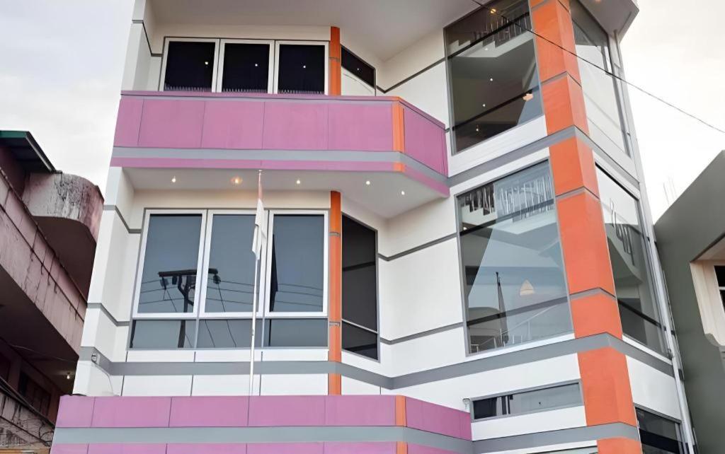 Hotel D' Calia Tarakan Buitenkant foto