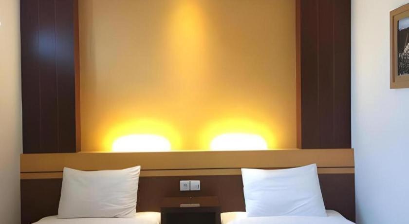 Hotel D' Calia Tarakan Buitenkant foto