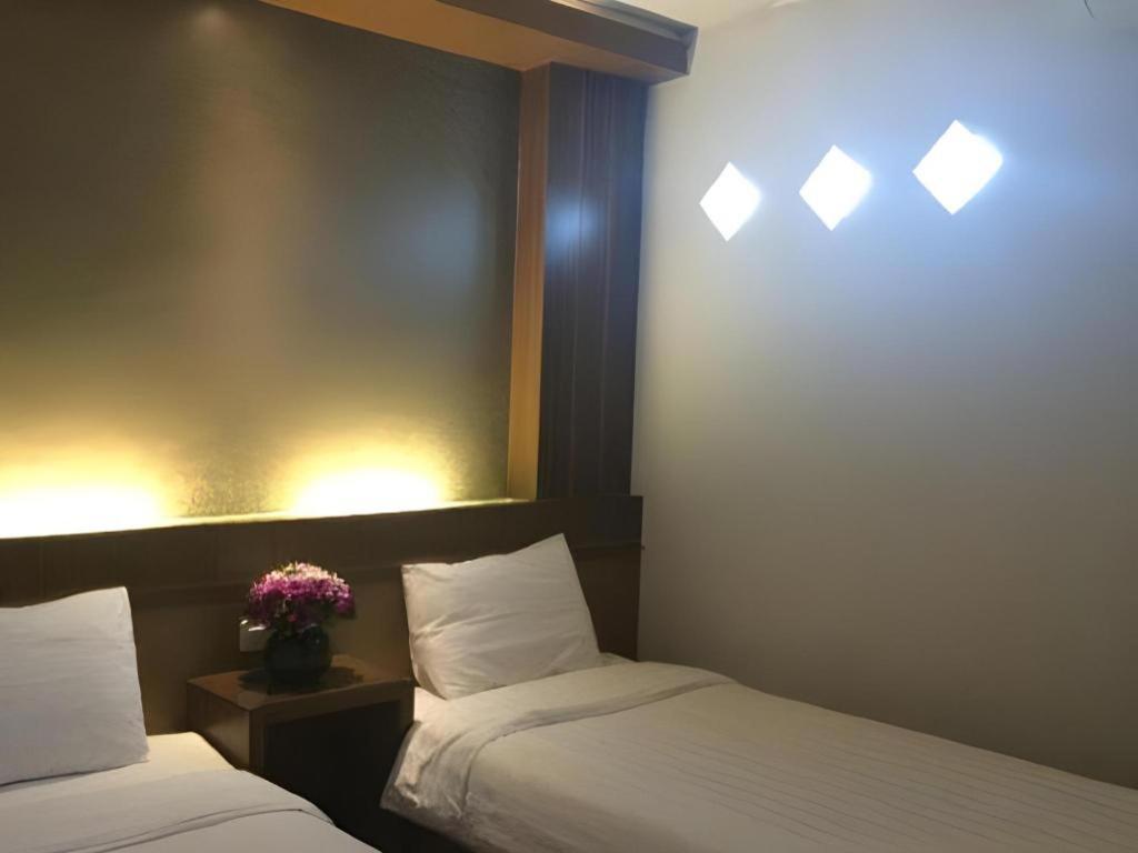 Hotel D' Calia Tarakan Buitenkant foto