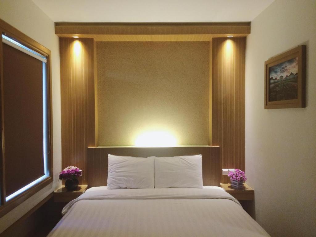 Hotel D' Calia Tarakan Buitenkant foto