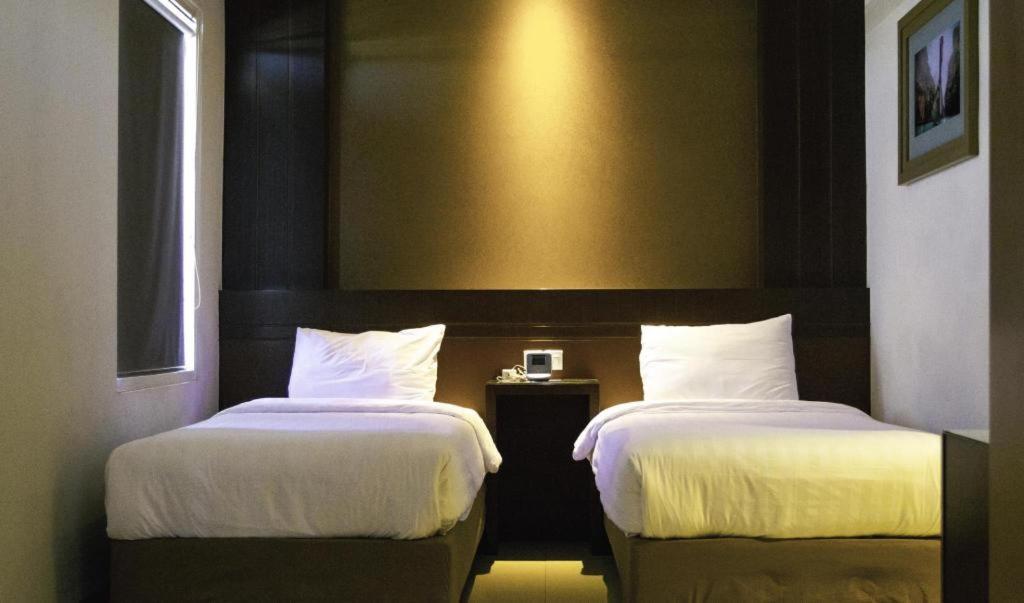 Hotel D' Calia Tarakan Buitenkant foto